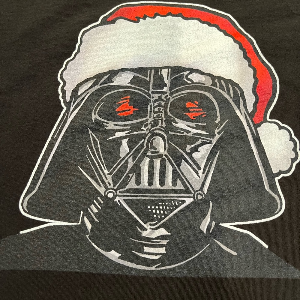 Santa Darth Vader men’s Christmas T-shirt - small